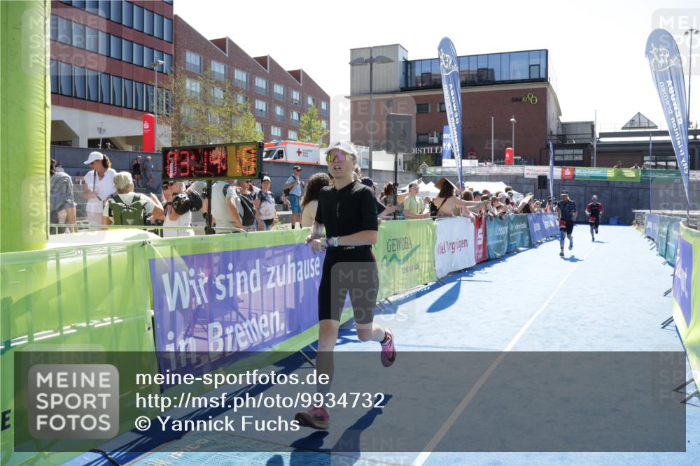 09.08.2026 - GEWOBA Citytriathlon Bremen Yannick Fuchs http://msf.ph/oto/9934732 09.08.2026 14:40:42 Ziel 785, 859, 939 meine-sportfotos.de
