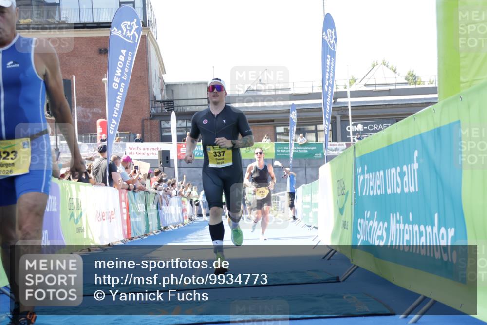 09.08.2026 - GEWOBA Citytriathlon Bremen Yannick Fuchs http://msf.ph/oto/9934773 09.08.2026 11:37:04 Ziel 337, 423, 492 meine-sportfotos.de