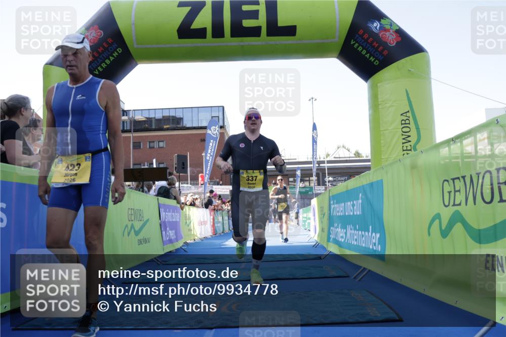 09.08.2026 - GEWOBA Citytriathlon Bremen Yannick Fuchs http://msf.ph/oto/9934778 09.08.2026 11:37:05 Ziel 337, 423, 492, 501 meine-sportfotos.de