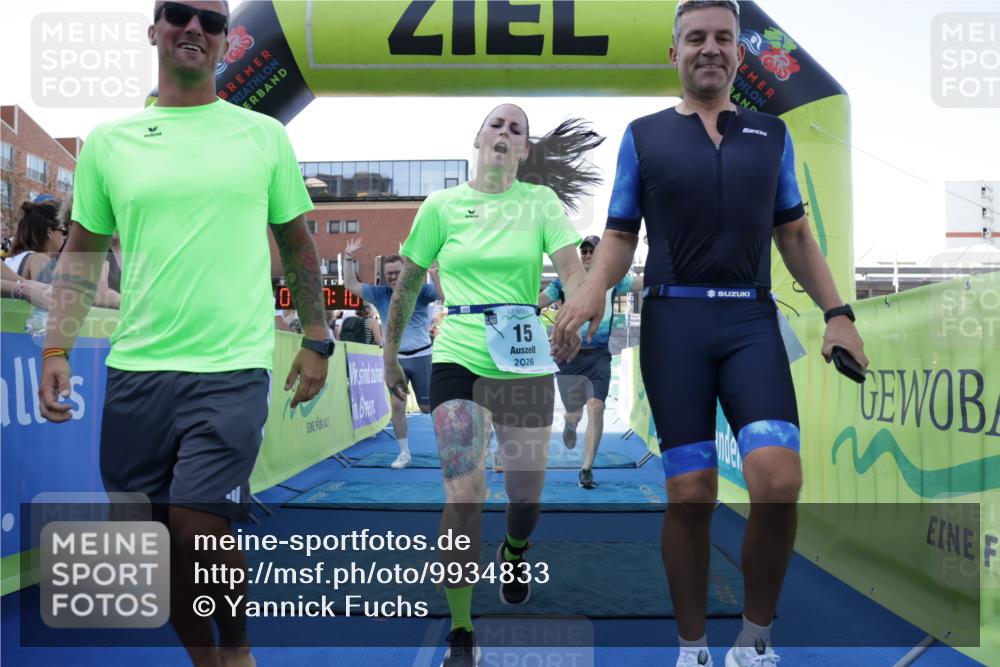 09.08.2026 - GEWOBA Citytriathlon Bremen Yannick Fuchs http://msf.ph/oto/9934833 09.08.2026 11:37:14 Ziel 15, 27, 113, 331, 501, 510 meine-sportfotos.de