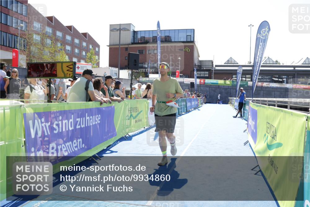 09.08.2026 - GEWOBA Citytriathlon Bremen Yannick Fuchs http://msf.ph/oto/9934860 09.08.2026 14:42:12 Ziel 603, 768, 918 meine-sportfotos.de