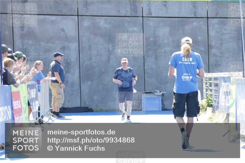 09.08.2026 - GEWOBA Citytriathlon Bremen Yannick Fuchs http://msf.ph/oto/9934868 09.08.2026 14:42:43 Ziel  meine-sportfotos.de