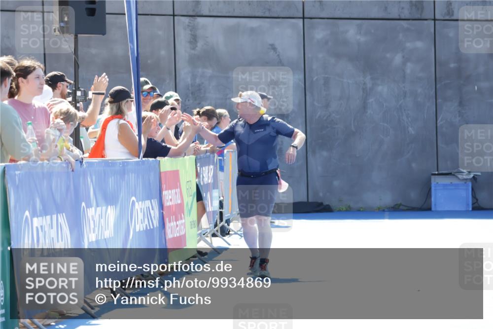 09.08.2026 - GEWOBA Citytriathlon Bremen Yannick Fuchs http://msf.ph/oto/9934869 09.08.2026 14:42:48 Ziel  meine-sportfotos.de