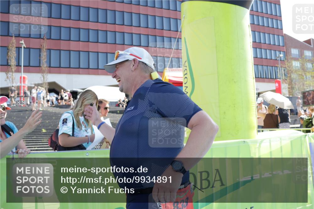 09.08.2026 - GEWOBA Citytriathlon Bremen Yannick Fuchs http://msf.ph/oto/9934891 09.08.2026 14:43:02 Ziel 673, 838 meine-sportfotos.de