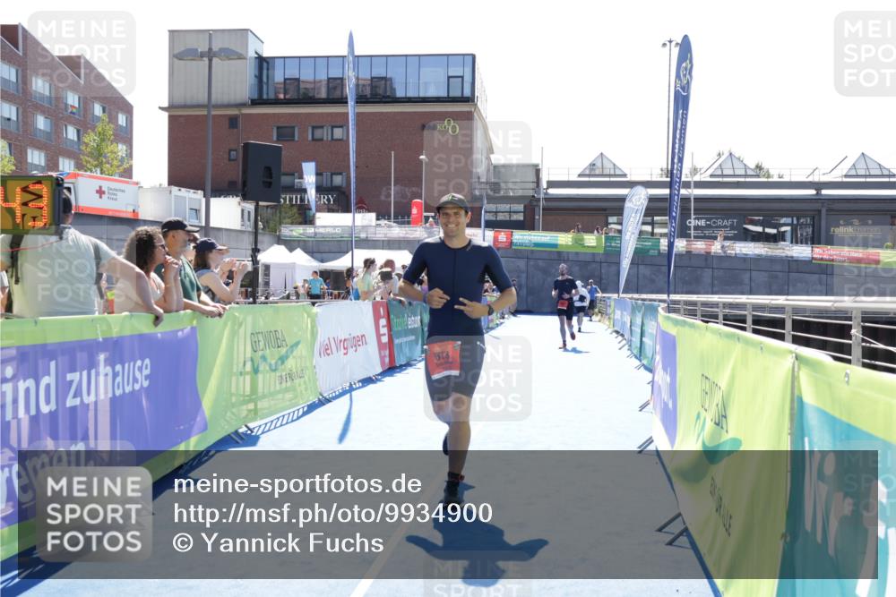 09.08.2026 - GEWOBA Citytriathlon Bremen Yannick Fuchs http://msf.ph/oto/9934900 09.08.2026 14:43:06 Ziel 673, 838 meine-sportfotos.de
