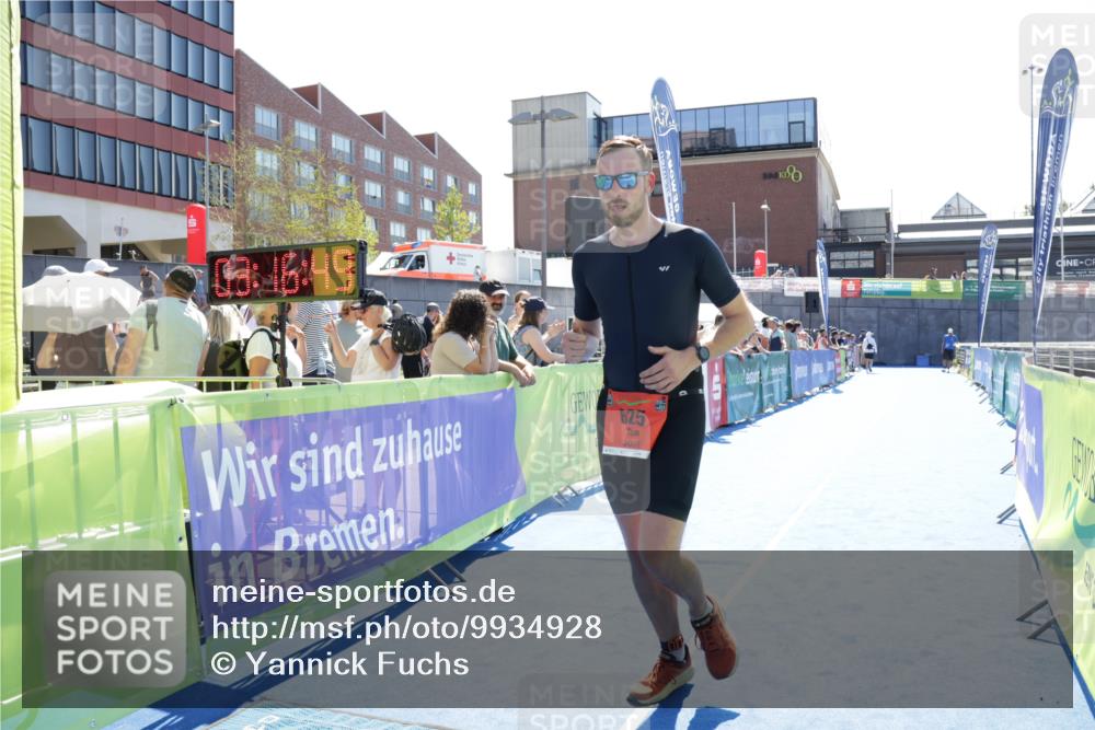 09.08.2026 - GEWOBA Citytriathlon Bremen Yannick Fuchs http://msf.ph/oto/9934928 09.08.2026 14:43:13 Ziel 625 meine-sportfotos.de