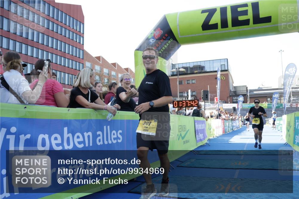 09.08.2026 - GEWOBA Citytriathlon Bremen Yannick Fuchs http://msf.ph/oto/9934969 09.08.2026 11:37:46 Ziel 91, 397, 488 meine-sportfotos.de