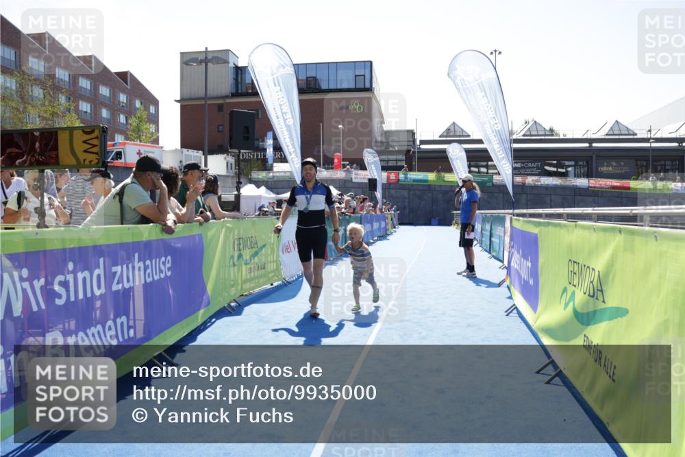 09.08.2026 - GEWOBA Citytriathlon Bremen Yannick Fuchs http://msf.ph/oto/9935000 09.08.2026 14:45:00 Ziel 1149 meine-sportfotos.de