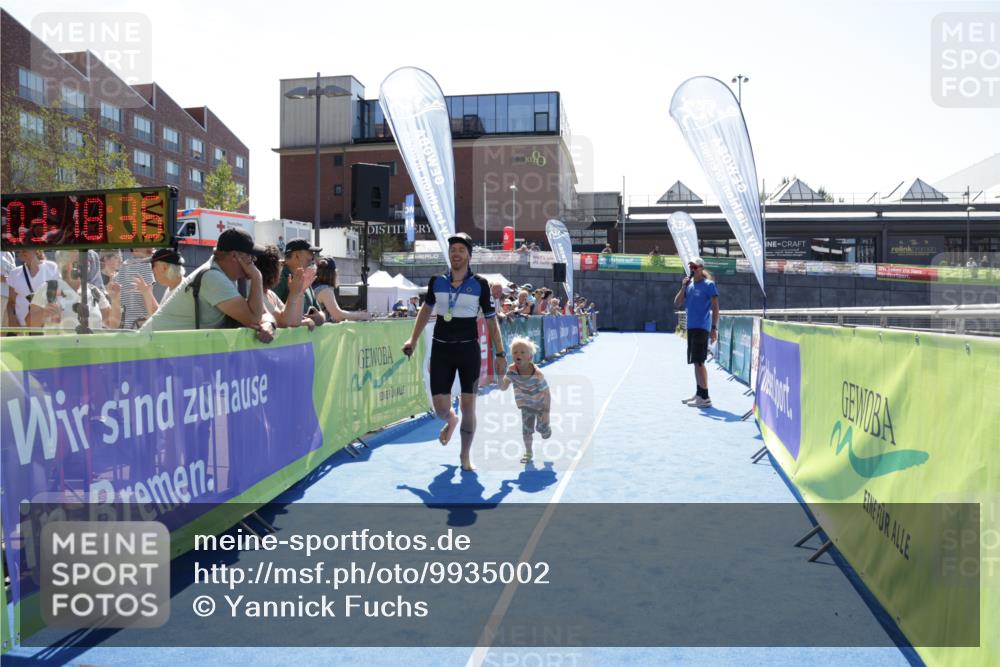 09.08.2026 - GEWOBA Citytriathlon Bremen Yannick Fuchs http://msf.ph/oto/9935002 09.08.2026 14:45:00 Ziel 1149 meine-sportfotos.de