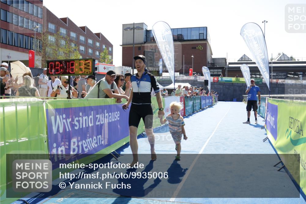 09.08.2026 - GEWOBA Citytriathlon Bremen Yannick Fuchs http://msf.ph/oto/9935006 09.08.2026 14:45:01 Ziel 1149 meine-sportfotos.de