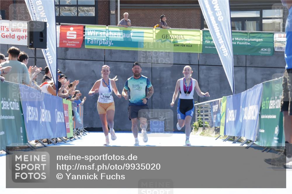 09.08.2026 - GEWOBA Citytriathlon Bremen Yannick Fuchs http://msf.ph/oto/9935020 09.08.2026 14:45:21 Ziel  meine-sportfotos.de