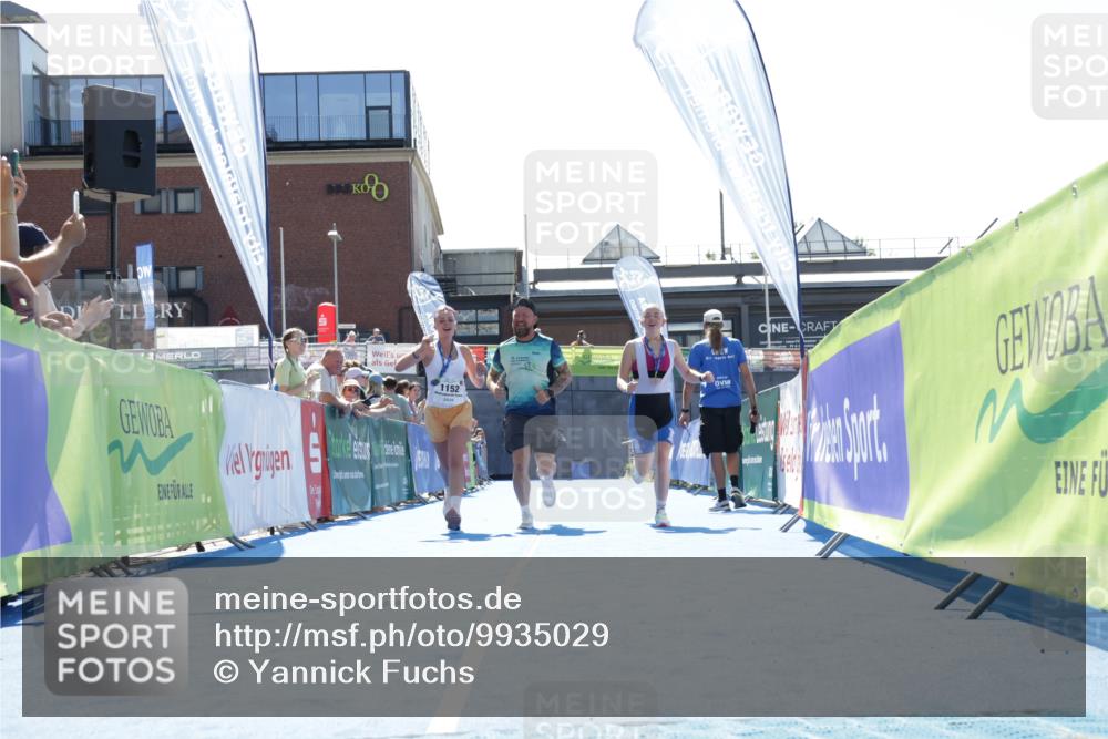 09.08.2026 - GEWOBA Citytriathlon Bremen Yannick Fuchs http://msf.ph/oto/9935029 09.08.2026 14:45:24 Ziel  meine-sportfotos.de