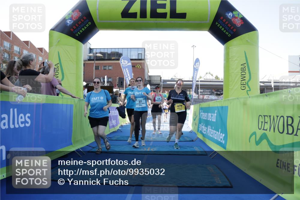 09.08.2026 - GEWOBA Citytriathlon Bremen Yannick Fuchs http://msf.ph/oto/9935032 09.08.2026 11:38:05 Ziel 37, 127, 135, 426, 470 meine-sportfotos.de
