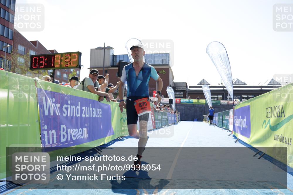 09.08.2026 - GEWOBA Citytriathlon Bremen Yannick Fuchs http://msf.ph/oto/9935054 09.08.2026 14:45:55 Ziel 870 meine-sportfotos.de