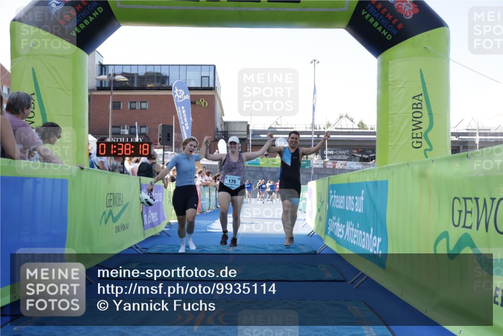 09.08.2026 - GEWOBA Citytriathlon Bremen Yannick Fuchs http://msf.ph/oto/9935114 09.08.2026 11:38:22 Ziel 175 meine-sportfotos.de