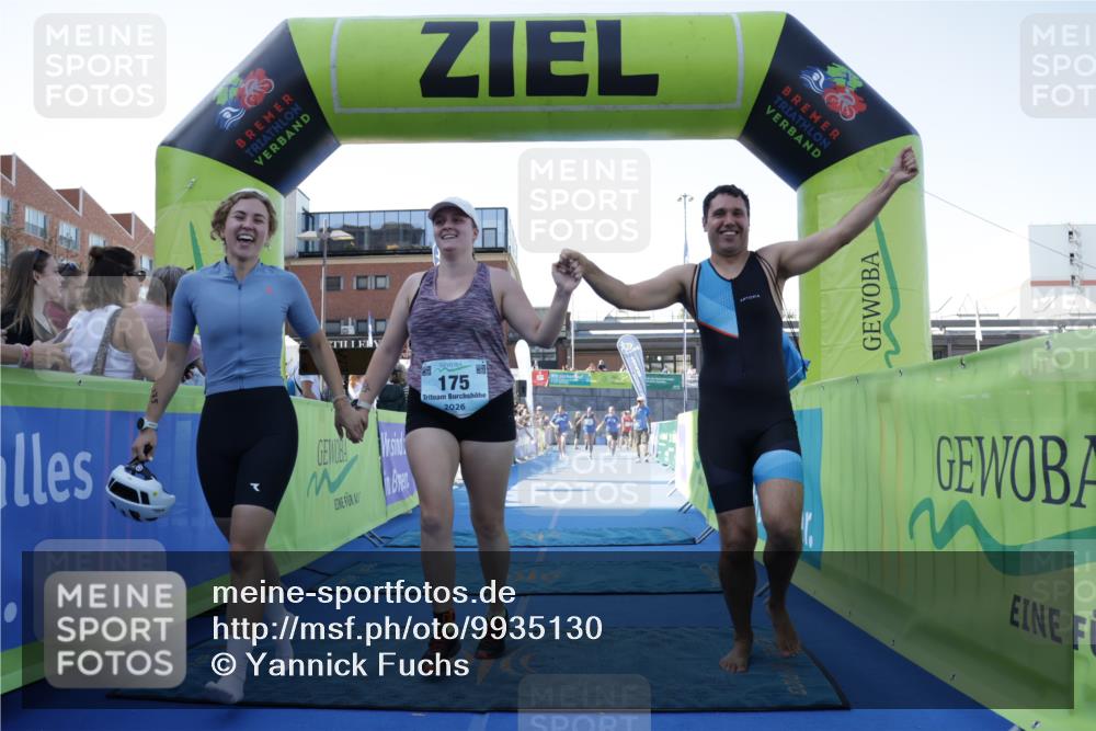 09.08.2026 - GEWOBA Citytriathlon Bremen Yannick Fuchs http://msf.ph/oto/9935130 09.08.2026 11:38:24 Ziel 61, 175 meine-sportfotos.de