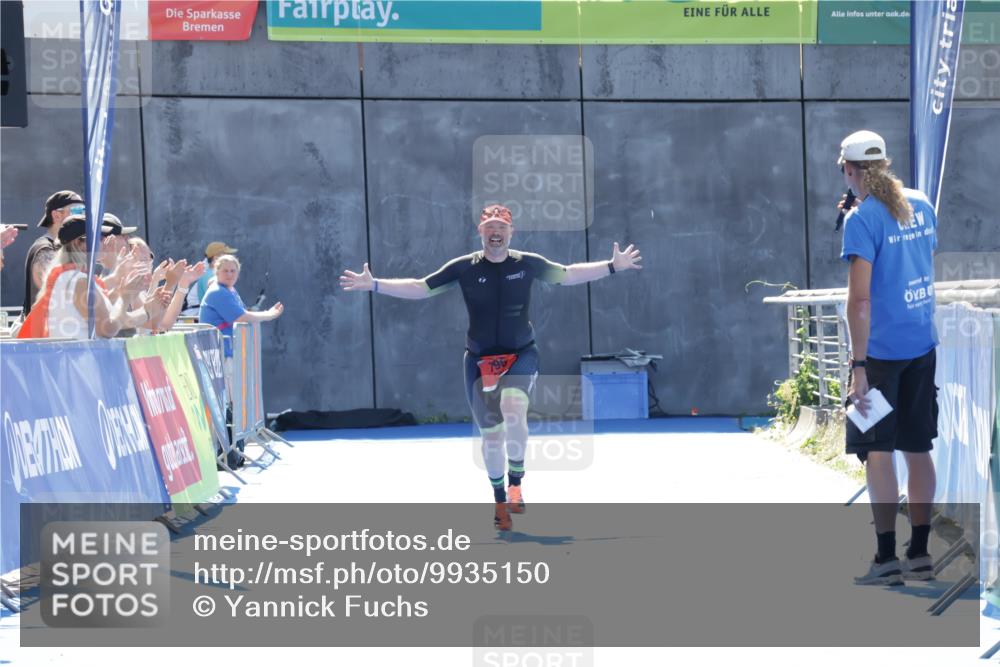 09.08.2026 - GEWOBA Citytriathlon Bremen Yannick Fuchs http://msf.ph/oto/9935150 09.08.2026 14:47:50 Ziel  meine-sportfotos.de