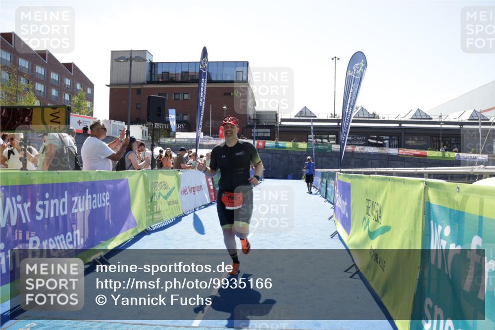 09.08.2026 - GEWOBA Citytriathlon Bremen Yannick Fuchs http://msf.ph/oto/9935166 09.08.2026 14:47:56 Ziel 796 meine-sportfotos.de