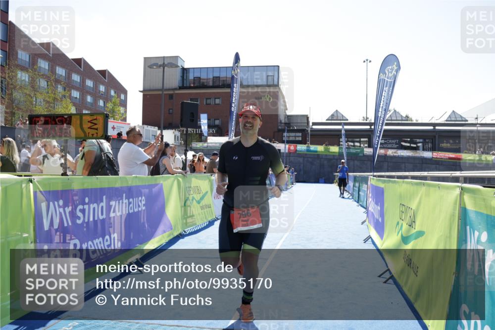 09.08.2026 - GEWOBA Citytriathlon Bremen Yannick Fuchs http://msf.ph/oto/9935170 09.08.2026 14:47:56 Ziel 796 meine-sportfotos.de