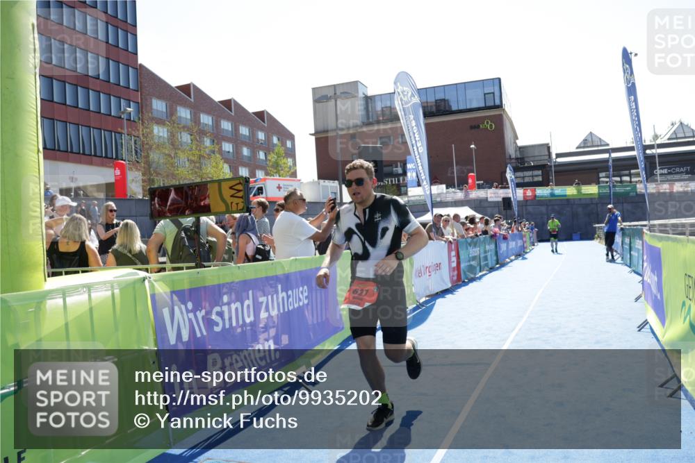 09.08.2026 - GEWOBA Citytriathlon Bremen Yannick Fuchs http://msf.ph/oto/9935202 09.08.2026 14:48:28 Ziel 627 meine-sportfotos.de