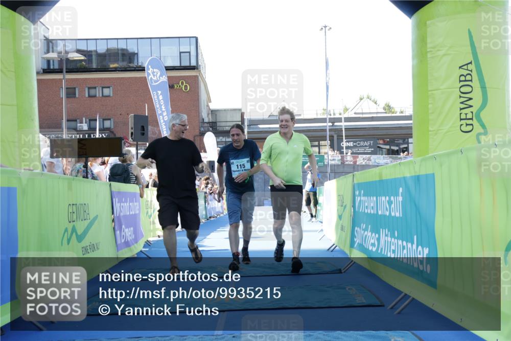 09.08.2026 - GEWOBA Citytriathlon Bremen Yannick Fuchs http://msf.ph/oto/9935215 09.08.2026 11:38:37 Ziel 115, 476 meine-sportfotos.de