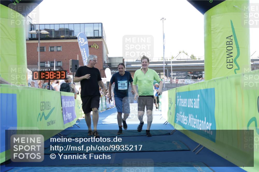 09.08.2026 - GEWOBA Citytriathlon Bremen Yannick Fuchs http://msf.ph/oto/9935217 09.08.2026 11:38:37 Ziel 115, 476 meine-sportfotos.de