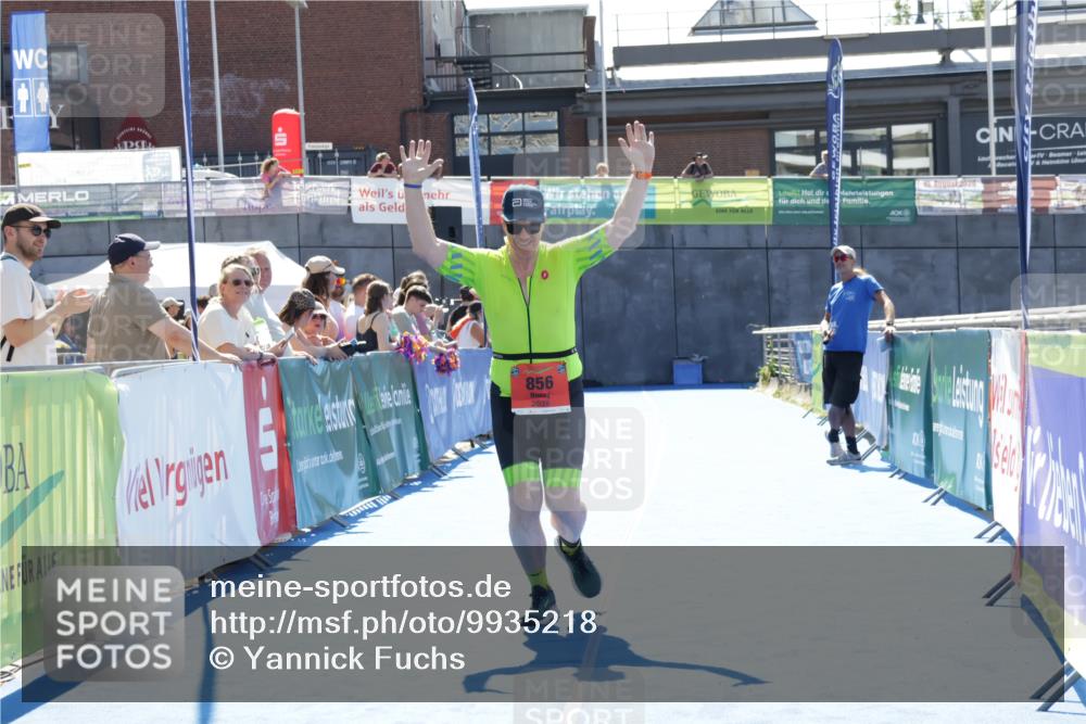 09.08.2026 - GEWOBA Citytriathlon Bremen Yannick Fuchs http://msf.ph/oto/9935218 09.08.2026 14:48:34 Ziel 856 meine-sportfotos.de