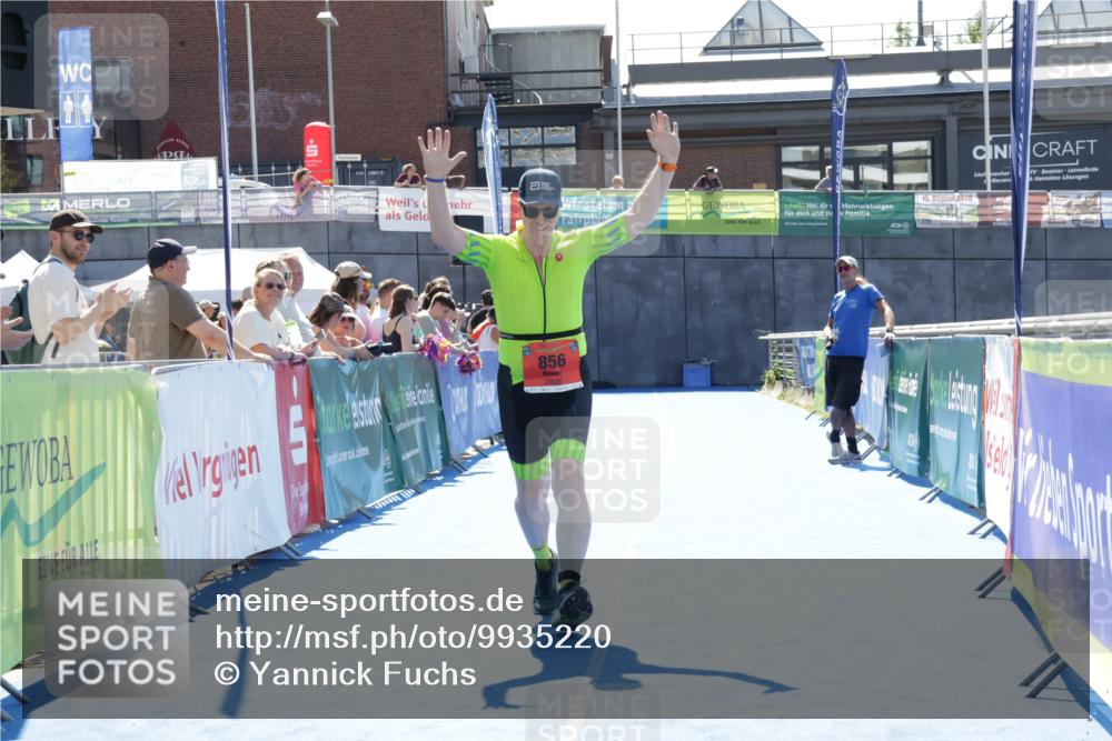 09.08.2026 - GEWOBA Citytriathlon Bremen Yannick Fuchs http://msf.ph/oto/9935220 09.08.2026 14:48:35 Ziel 856 meine-sportfotos.de