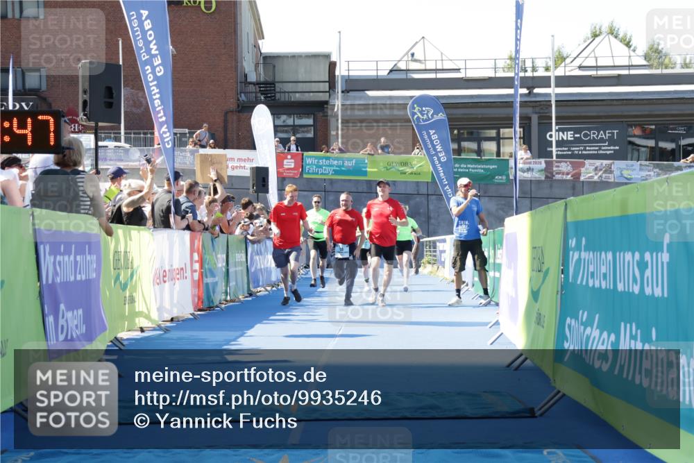 09.08.2026 - GEWOBA Citytriathlon Bremen Yannick Fuchs http://msf.ph/oto/9935246 09.08.2026 11:38:51 Ziel 17, 55 meine-sportfotos.de