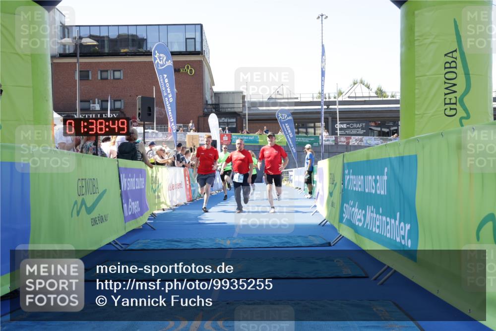 09.08.2026 - GEWOBA Citytriathlon Bremen Yannick Fuchs http://msf.ph/oto/9935255 09.08.2026 11:38:53 Ziel 17, 55 meine-sportfotos.de