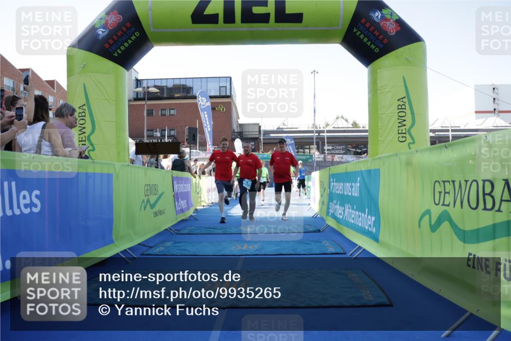 09.08.2026 - GEWOBA Citytriathlon Bremen Yannick Fuchs http://msf.ph/oto/9935265 09.08.2026 11:38:54 Ziel 17, 55 meine-sportfotos.de