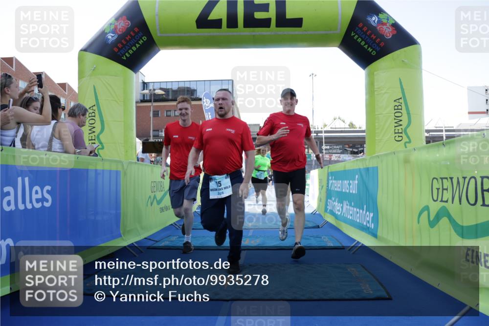09.08.2026 - GEWOBA Citytriathlon Bremen Yannick Fuchs http://msf.ph/oto/9935278 09.08.2026 11:38:55 Ziel 17, 55 meine-sportfotos.de