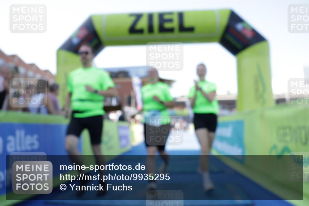 09.08.2026 - GEWOBA Citytriathlon Bremen Yannick Fuchs http://msf.ph/oto/9935295 09.08.2026 11:38:57 Ziel 17, 55, 143 meine-sportfotos.de
