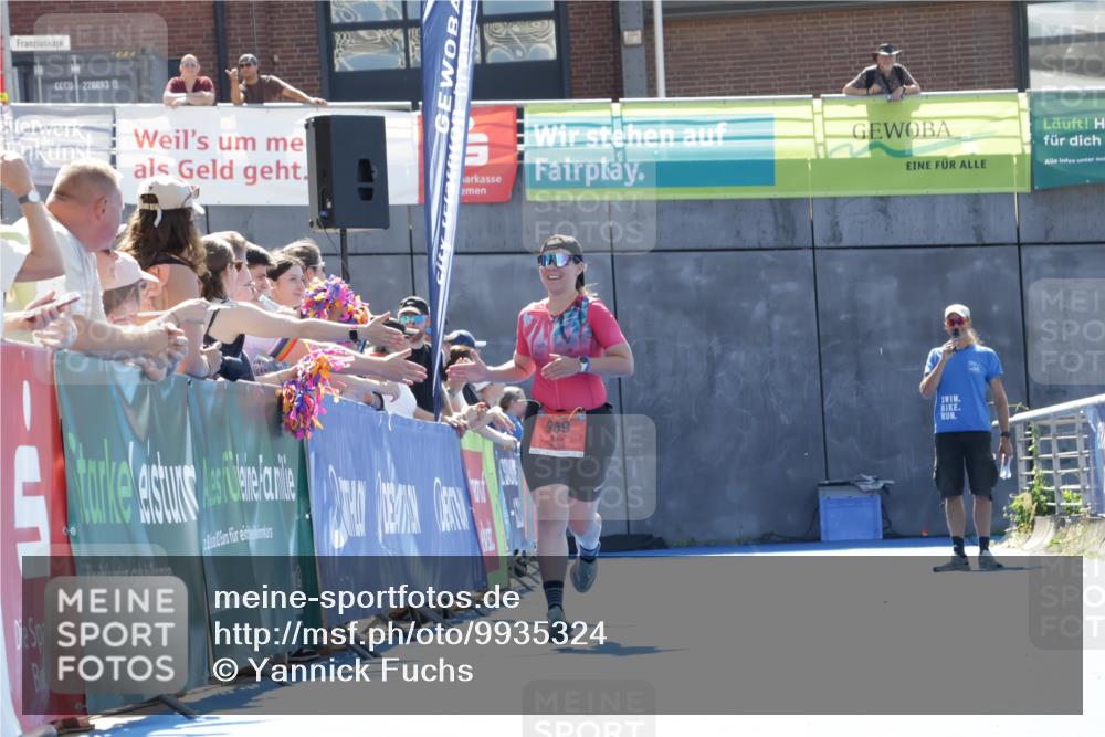 09.08.2026 - GEWOBA Citytriathlon Bremen Yannick Fuchs http://msf.ph/oto/9935324 09.08.2026 14:49:33 Ziel 969 meine-sportfotos.de