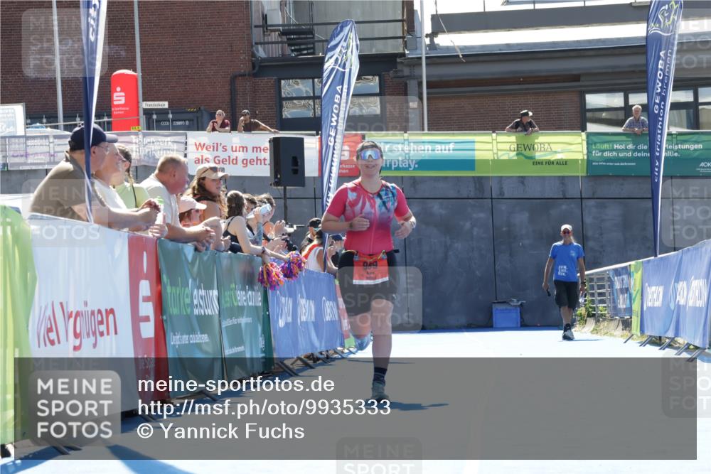09.08.2026 - GEWOBA Citytriathlon Bremen Yannick Fuchs http://msf.ph/oto/9935333 09.08.2026 14:49:34 Ziel 969 meine-sportfotos.de