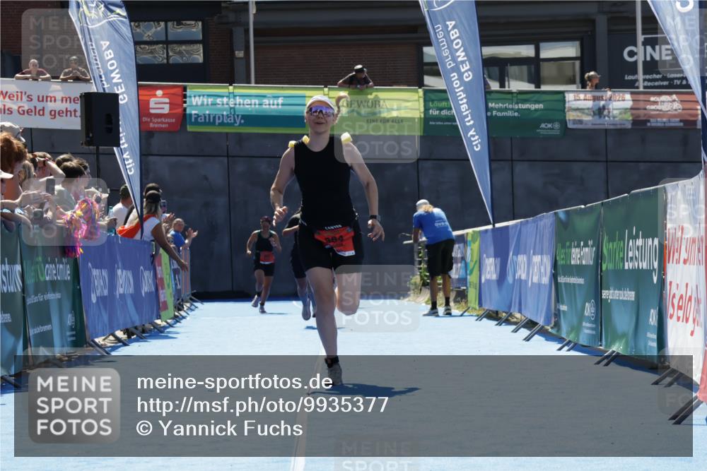 09.08.2026 - GEWOBA Citytriathlon Bremen Yannick Fuchs http://msf.ph/oto/9935377 09.08.2026 14:50:37 Ziel 899, 964 meine-sportfotos.de