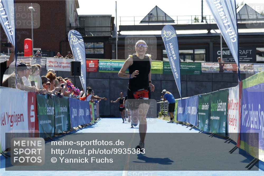 09.08.2026 - GEWOBA Citytriathlon Bremen Yannick Fuchs http://msf.ph/oto/9935383 09.08.2026 14:50:38 Ziel 899, 964 meine-sportfotos.de
