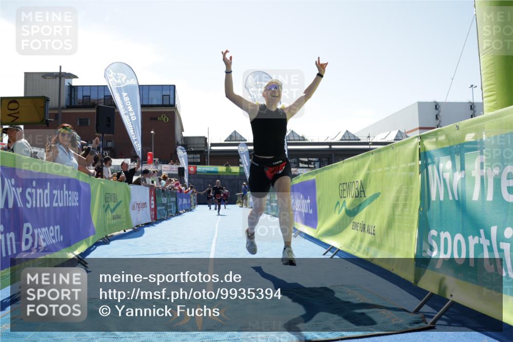 09.08.2026 - GEWOBA Citytriathlon Bremen Yannick Fuchs http://msf.ph/oto/9935394 09.08.2026 14:50:39 Ziel 899, 922, 964 meine-sportfotos.de