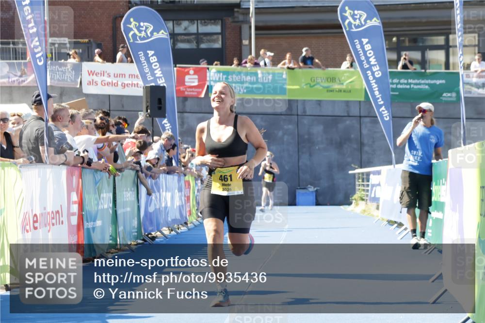 09.08.2026 - GEWOBA Citytriathlon Bremen Yannick Fuchs http://msf.ph/oto/9935436 09.08.2026 11:39:29 Ziel 461 meine-sportfotos.de