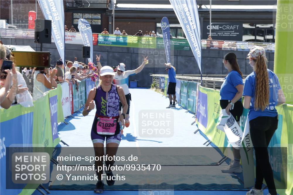 09.08.2026 - GEWOBA Citytriathlon Bremen Yannick Fuchs http://msf.ph/oto/9935470 09.08.2026 14:51:12 Ziel 30, 554, 1020, 1020 meine-sportfotos.de