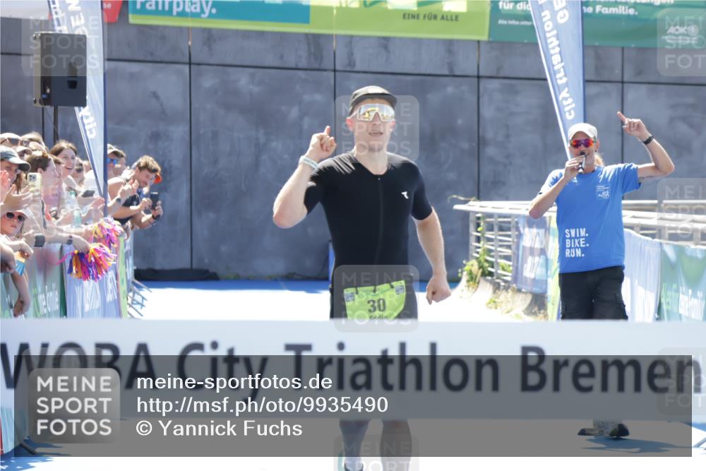 09.08.2026 - GEWOBA Citytriathlon Bremen Yannick Fuchs http://msf.ph/oto/9935490 09.08.2026 14:51:16 Ziel 30, 554 meine-sportfotos.de