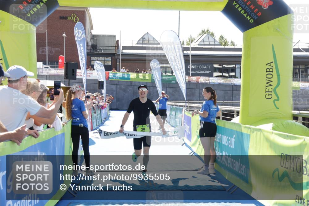 09.08.2026 - GEWOBA Citytriathlon Bremen Yannick Fuchs http://msf.ph/oto/9935505 09.08.2026 14:51:18 Ziel 30, 554 meine-sportfotos.de