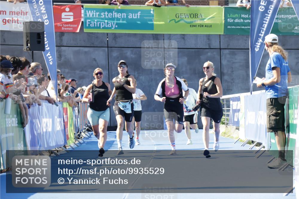 09.08.2026 - GEWOBA Citytriathlon Bremen Yannick Fuchs http://msf.ph/oto/9935529 09.08.2026 11:40:07 Ziel 69, 433, 456 meine-sportfotos.de