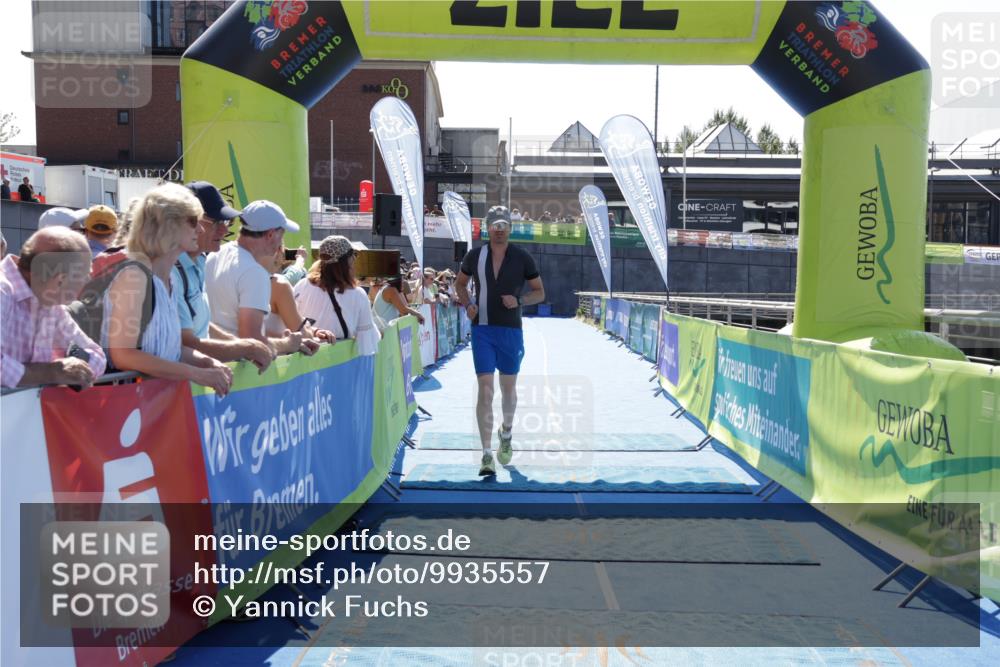 09.08.2026 - GEWOBA Citytriathlon Bremen Yannick Fuchs http://msf.ph/oto/9935557 09.08.2026 14:51:46 Ziel 733 meine-sportfotos.de