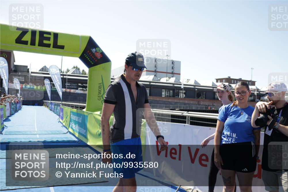 09.08.2026 - GEWOBA Citytriathlon Bremen Yannick Fuchs http://msf.ph/oto/9935580 09.08.2026 14:51:50 Ziel  meine-sportfotos.de