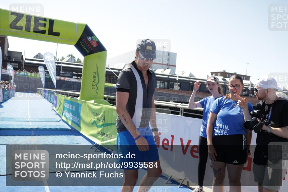 09.08.2026 - GEWOBA Citytriathlon Bremen Yannick Fuchs http://msf.ph/oto/9935584 09.08.2026 14:51:50 Ziel  meine-sportfotos.de