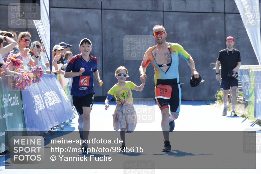 09.08.2026 - GEWOBA Citytriathlon Bremen Yannick Fuchs http://msf.ph/oto/9935615 09.08.2026 14:52:20 Ziel 753 meine-sportfotos.de