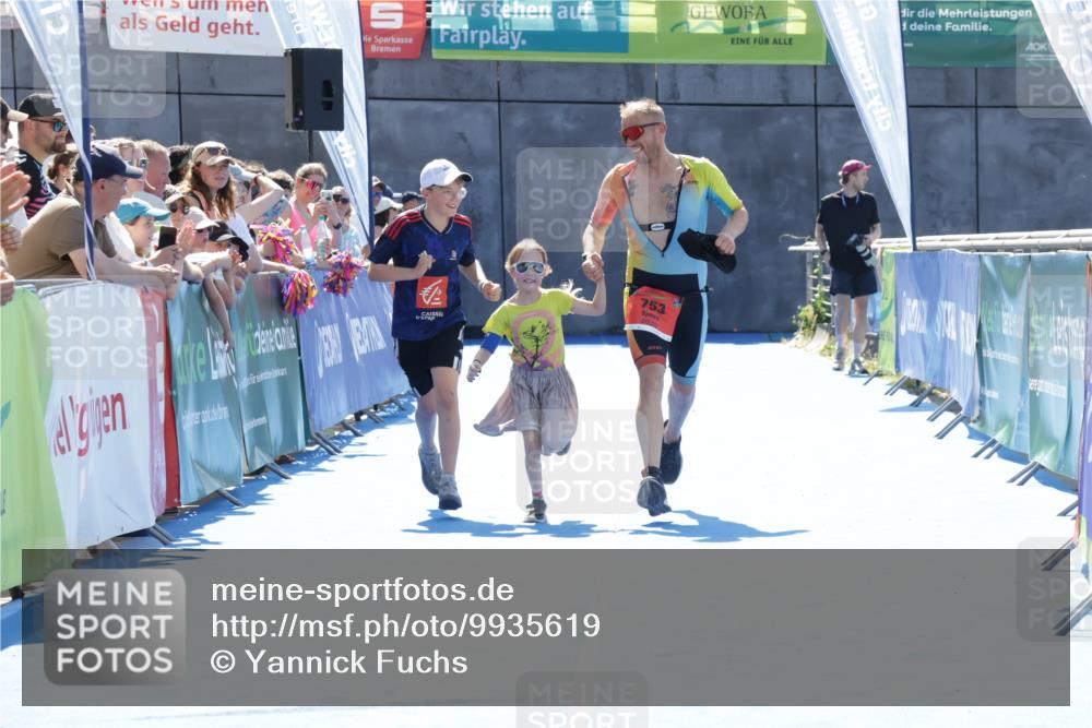 09.08.2026 - GEWOBA Citytriathlon Bremen Yannick Fuchs http://msf.ph/oto/9935619 09.08.2026 14:52:21 Ziel 753 meine-sportfotos.de