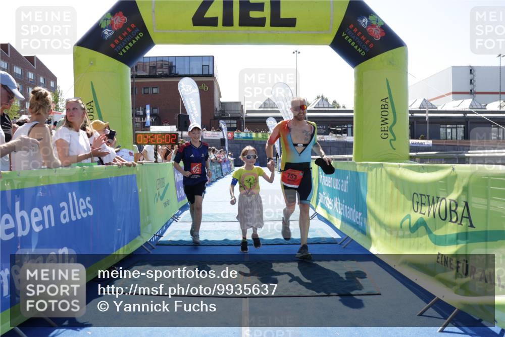 09.08.2026 - GEWOBA Citytriathlon Bremen Yannick Fuchs http://msf.ph/oto/9935637 09.08.2026 14:52:25 Ziel 753 meine-sportfotos.de
