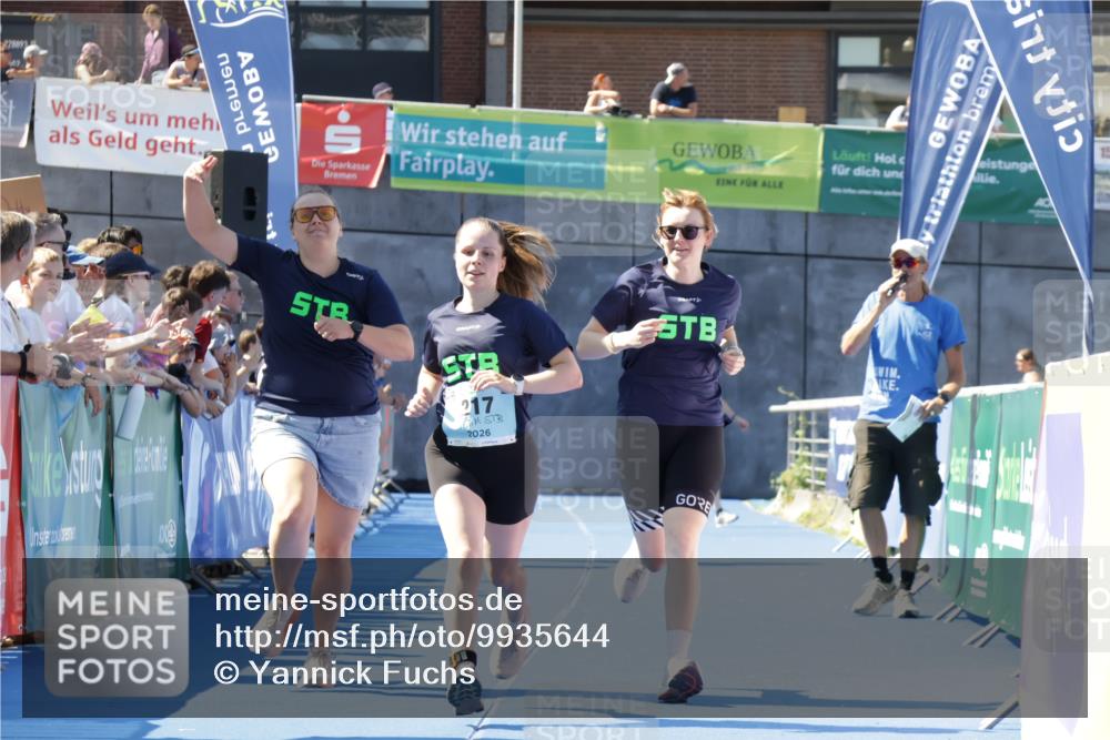 09.08.2026 - GEWOBA Citytriathlon Bremen Yannick Fuchs http://msf.ph/oto/9935644 09.08.2026 11:40:35 Ziel 217 meine-sportfotos.de